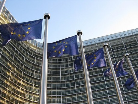 Immagine di anteprima per Commissione Europea: 1400 stage retribuiti