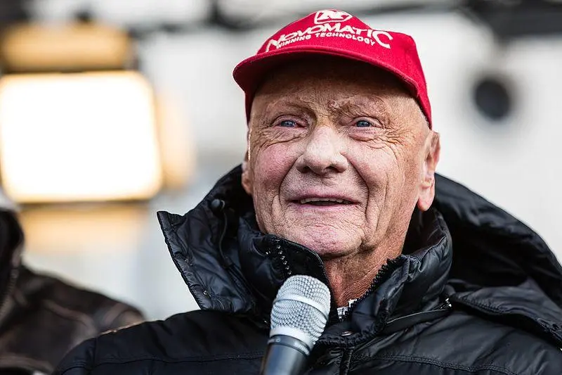 Immagine in evidenza del post: È morto Niki Lauda: addio al campione che aveva sconfitto le fiamme