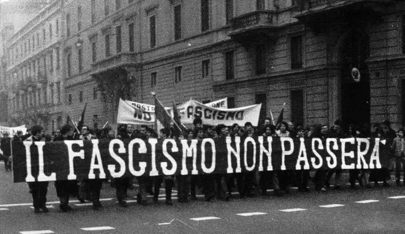 Immagine in evidenza del post: La cripta di Mussolini a Predappio è stata riaperta: proteste veementi dell'ANPI