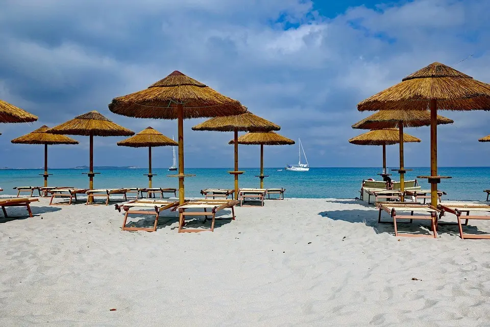 Immagine in evidenza del post: Estate al mare: il Codacons detta il decalogo con le regole del bon ton