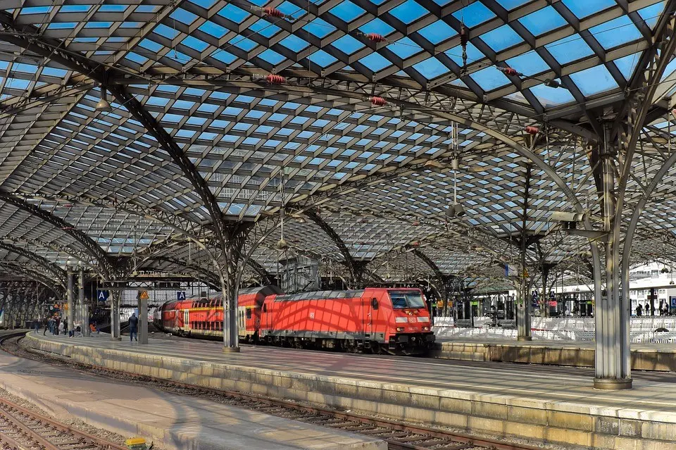 Immagine in evidenza del post: Sicurezza nelle stazioni e sui treni: firmato il protocollo