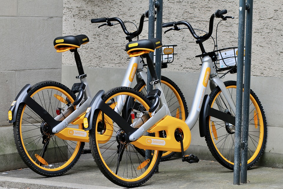 “Tandem Bici in Comune”: 100 e-bike per i piccoli Comuni