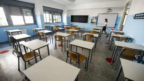 Immagine in evidenza del post: Bonus 150 euro scuola: ecco quando sarà erogato