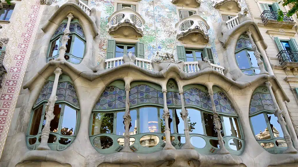 Immagine in evidenza del post: Casa Batlló: un vero e proprio viaggio nella genialità di Gaudì