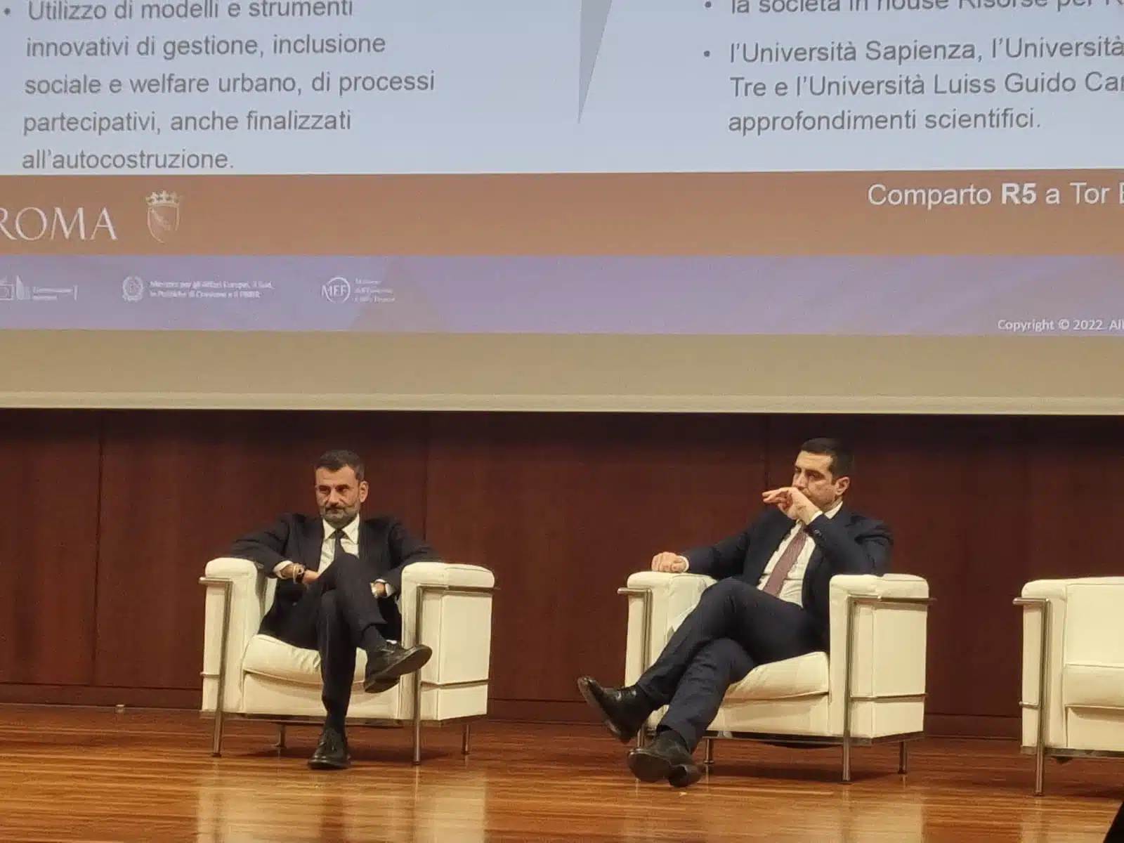 Immagine in evidenza del post: PNRR, de Pascale: "Italia esempio di efficienza, ma discutiamone tempistica con UE"