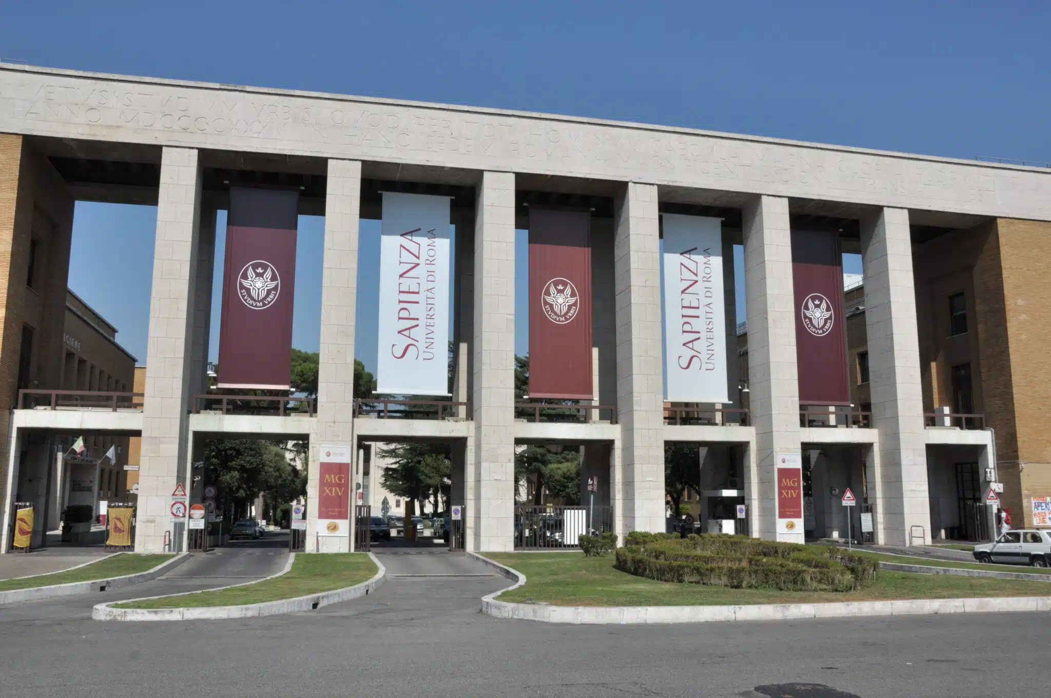 Immagine in evidenza del post: Classifica migliori atenei al mondo: Sapienza prima negli studi classici