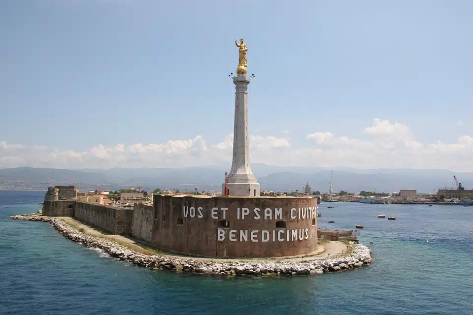 Immagine in evidenza del post: Il progetto del Ponte sullo Stretto di Messina è già in perdita?