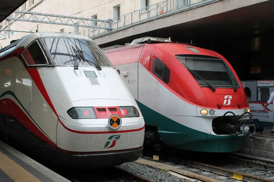 Immagine in evidenza del post: Riaperte le tratte ferroviarie in Emilia Romagna