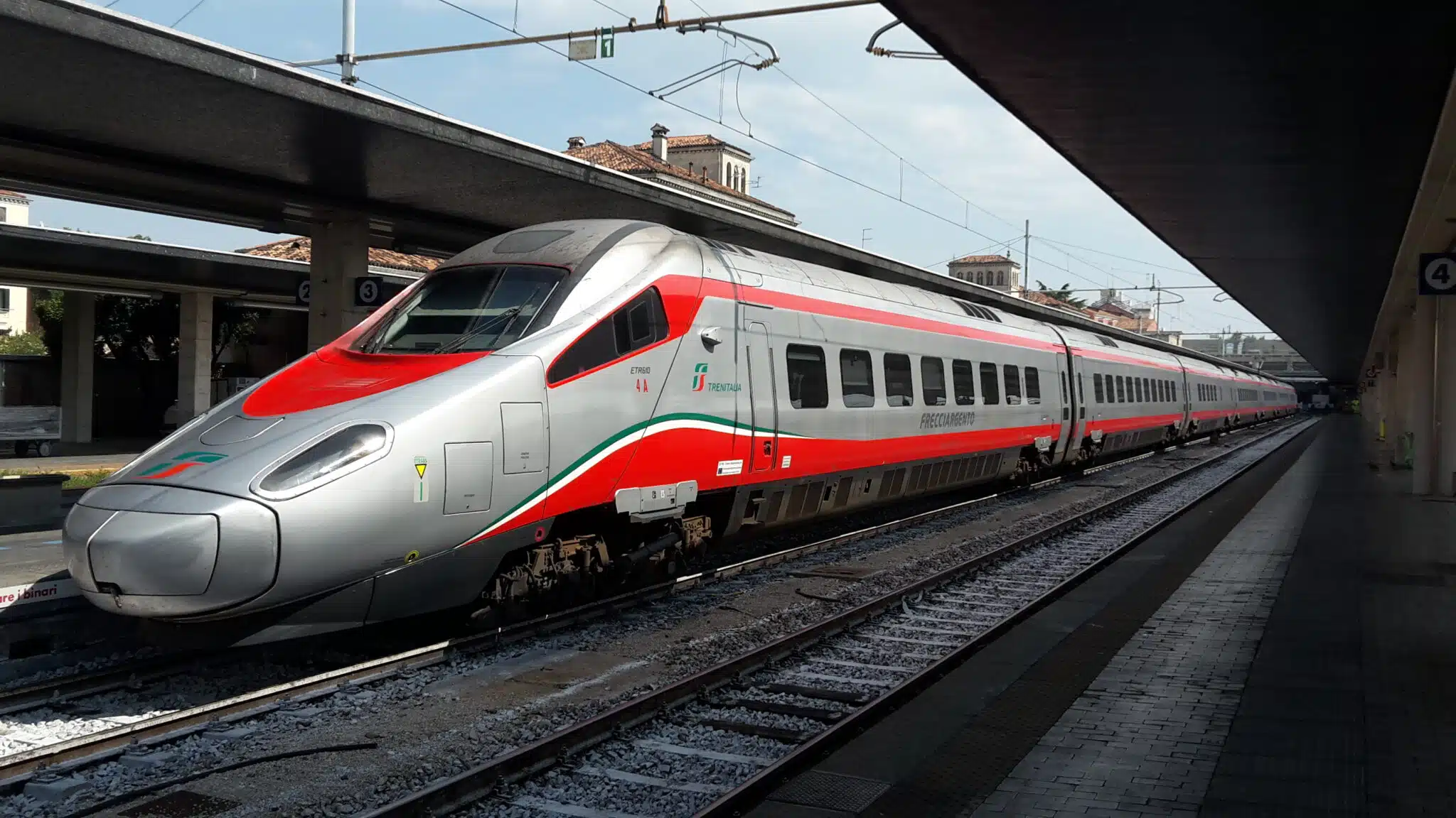 Immagine in evidenza del post: Il 13 e il 14 luglio 2023 ci sarà lo sciopero dei treni