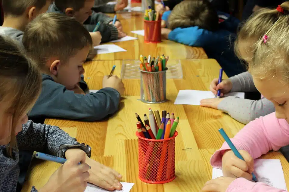 Immagine in evidenza del post: C'è una grave carenza di personale nella scuola dell'infanzia e nei servizi educativi