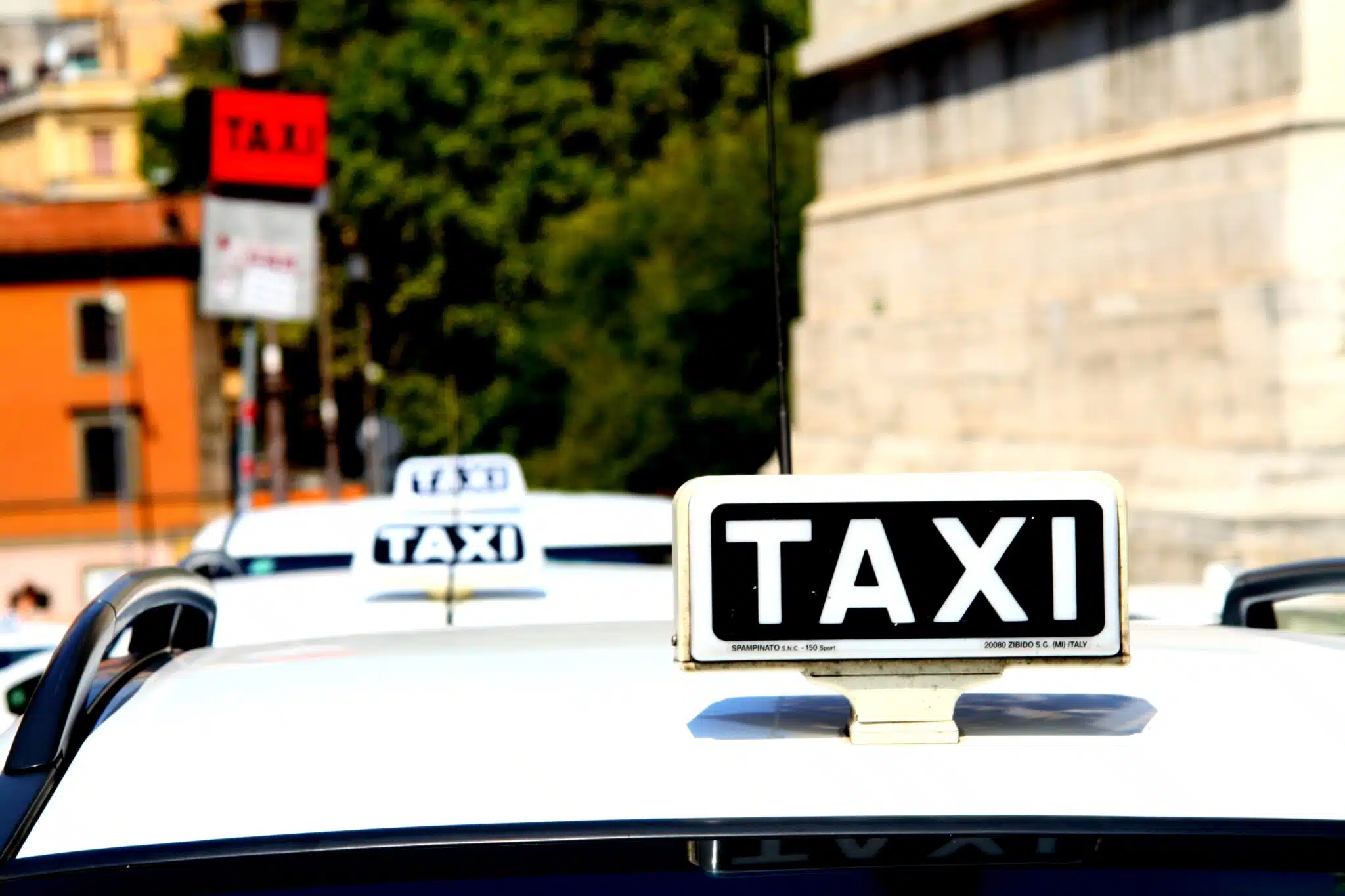 Immagine in evidenza del post: Arriva la circolare “sblocca-licenze” dei taxi