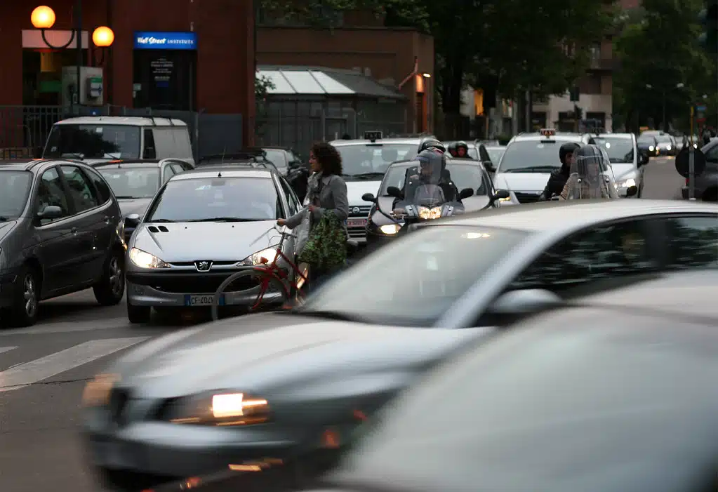 Immagine in evidenza del post: Come saranno gli Ecobonus 2024 per auto e moto?