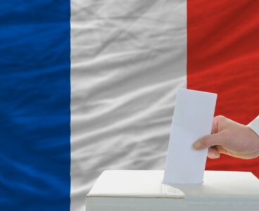RaiNews24 sotto accusa: mancata copertura delle elezioni in Francia