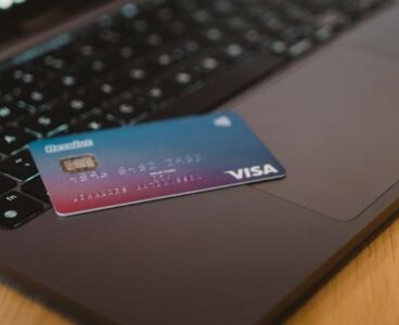 Carte di credito a saldo: cosa sono e quando conviene sceglierle