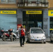 Poste Italiane, accordo per 7548 assunzioni: ma non mancano le polemiche