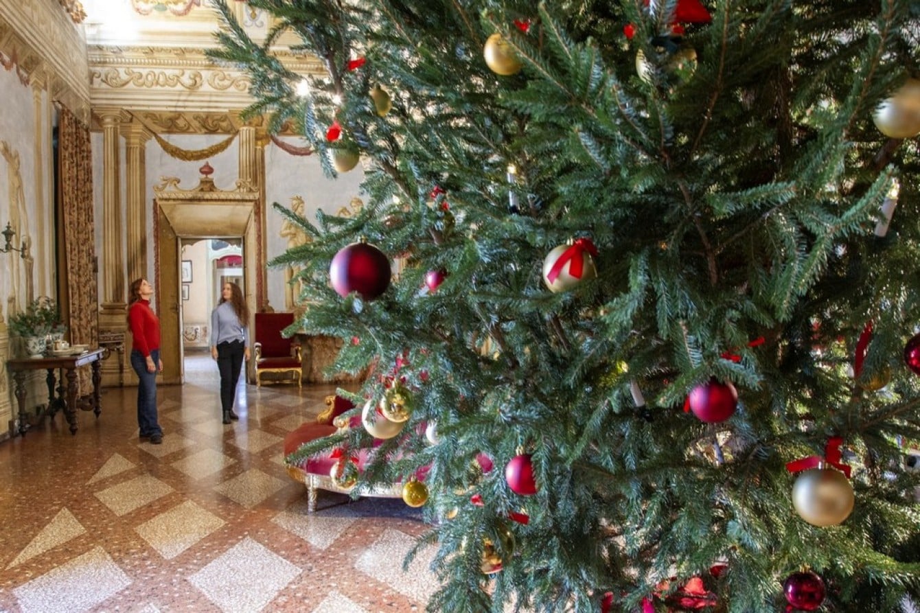 Natale 2024 nei beni del FAI: tutte le iniziative previste