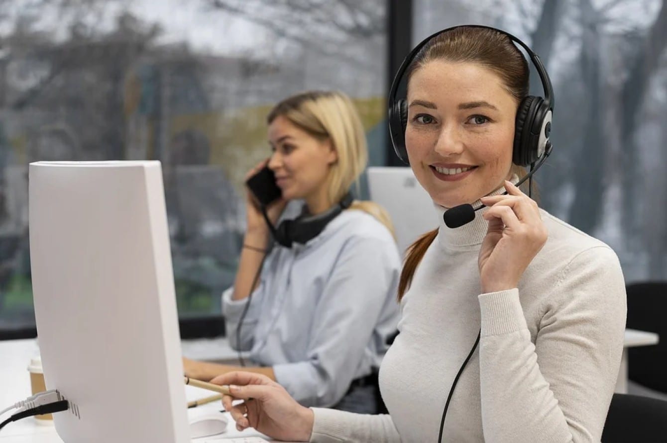 Sostegno al reddito per i lavoratori dei call center: le novità per il 2025